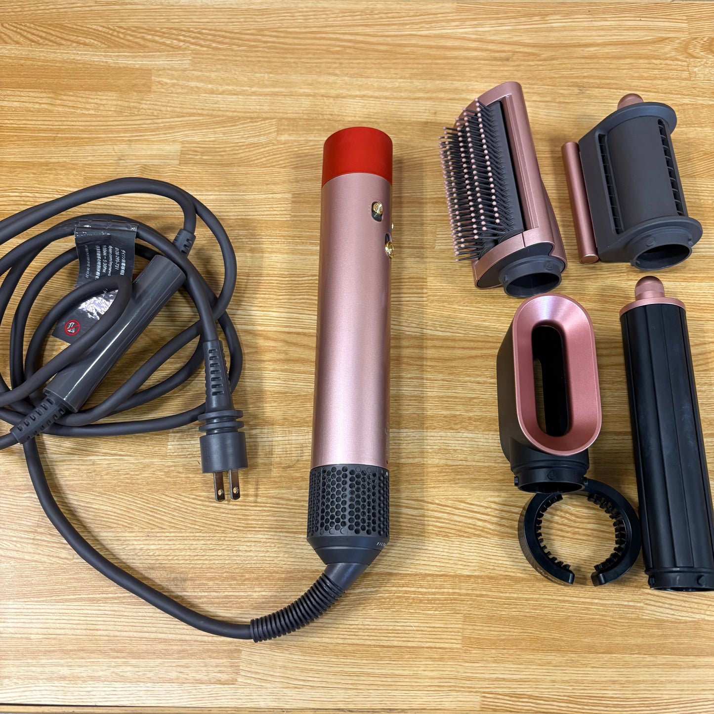 ヘアマルチスタイラー　Dyson ダイソン　Airwrap HS05