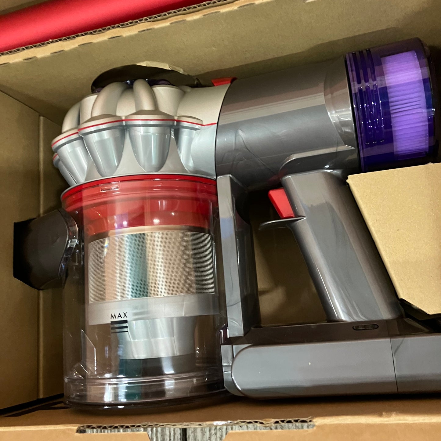 【極美品】掃除機　コードレスクリーナー　Dyson ダイソン　V8 Origin
