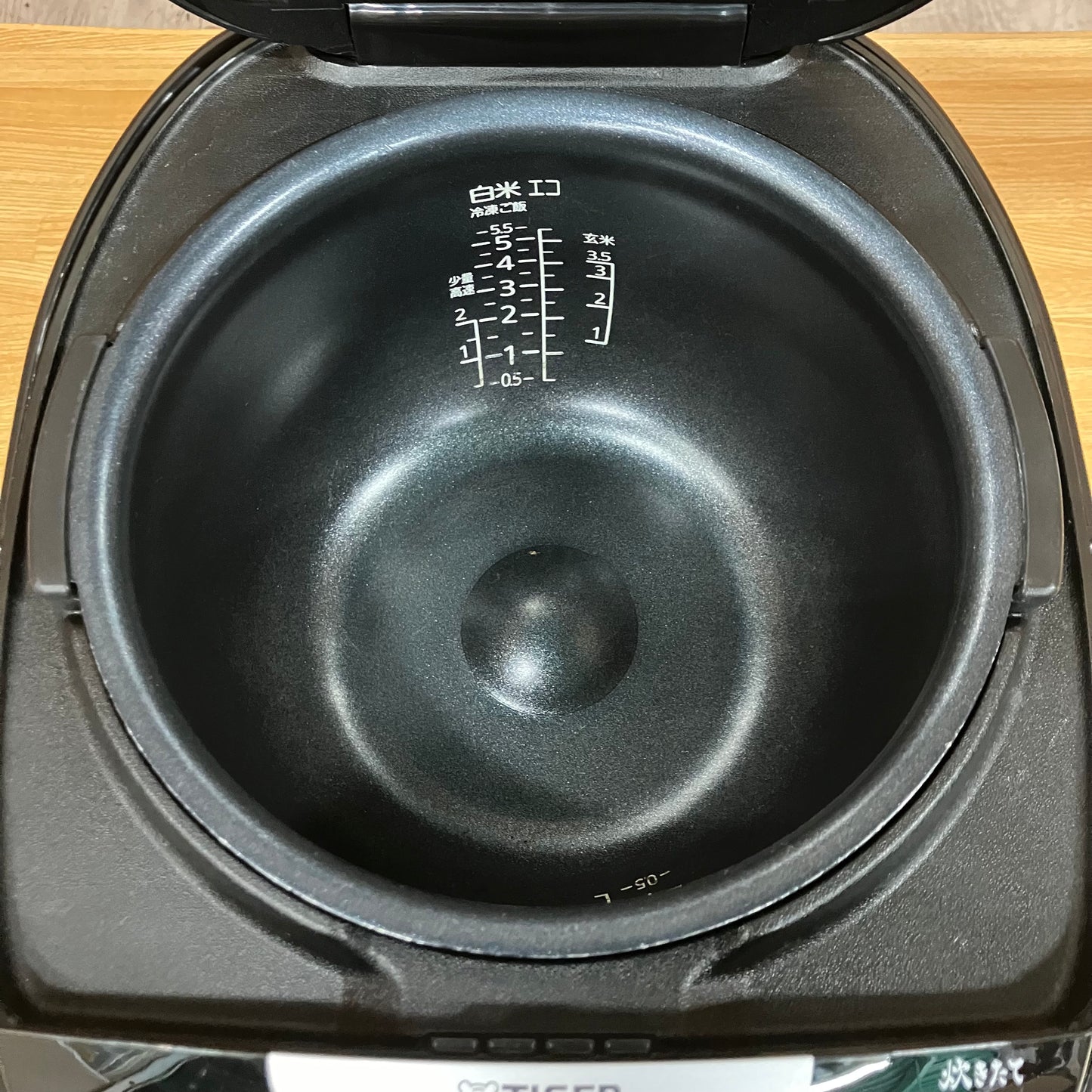 炊飯器　TIGER タイガー　剛火IH 2023年製　5.5合