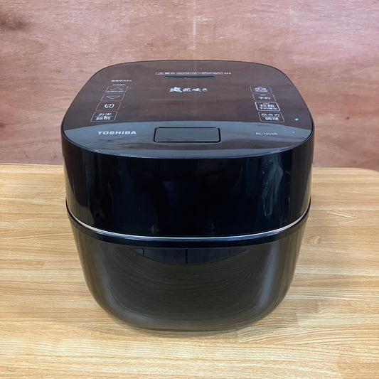 【美品】炊飯器　TOSHIBA 東芝　炎匠炊き　2022年製　5.5合
