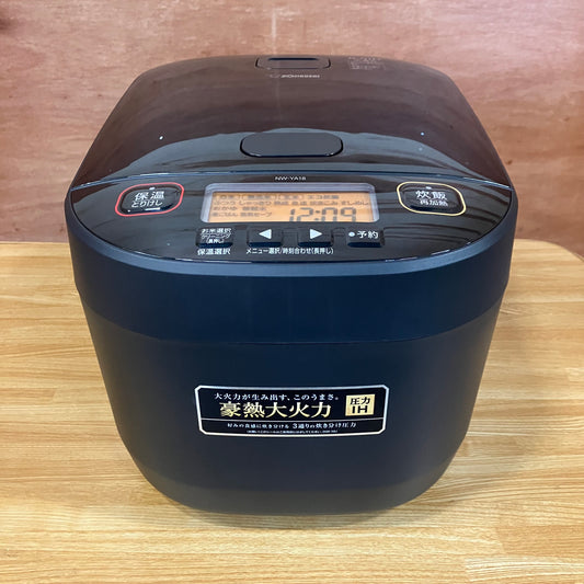 【極美品】炊飯器　ZOJIRUSHI 象印　極め炊き　2023年製　1升(10合)
