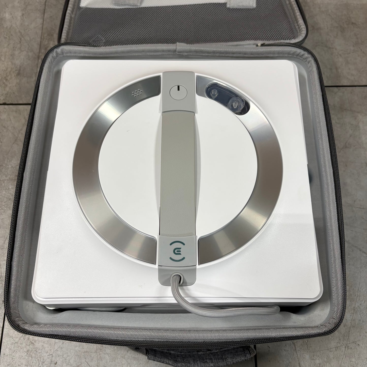 【極美品】ガラスクリーニングロボット　ECOVACS WINBOT W2