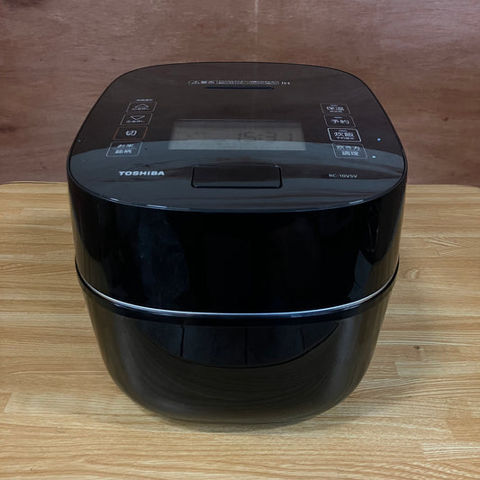 【極美品】炊飯器　TOSHIBA 東芝　炎匠炊き　2023年製　5.5合