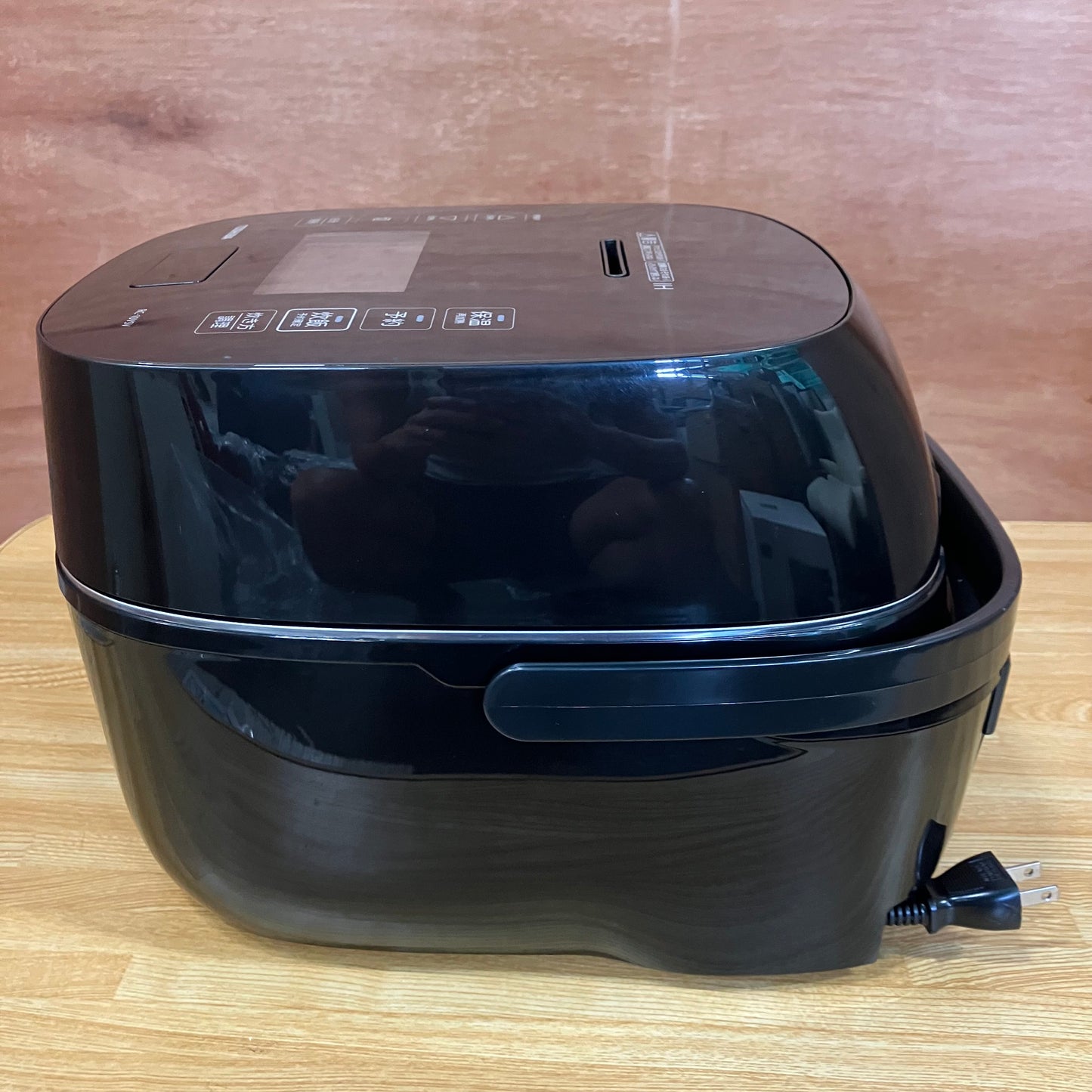 【極美品】炊飯器　TOSHIBA 東芝　炎匠炊き　2023年製　5.5合