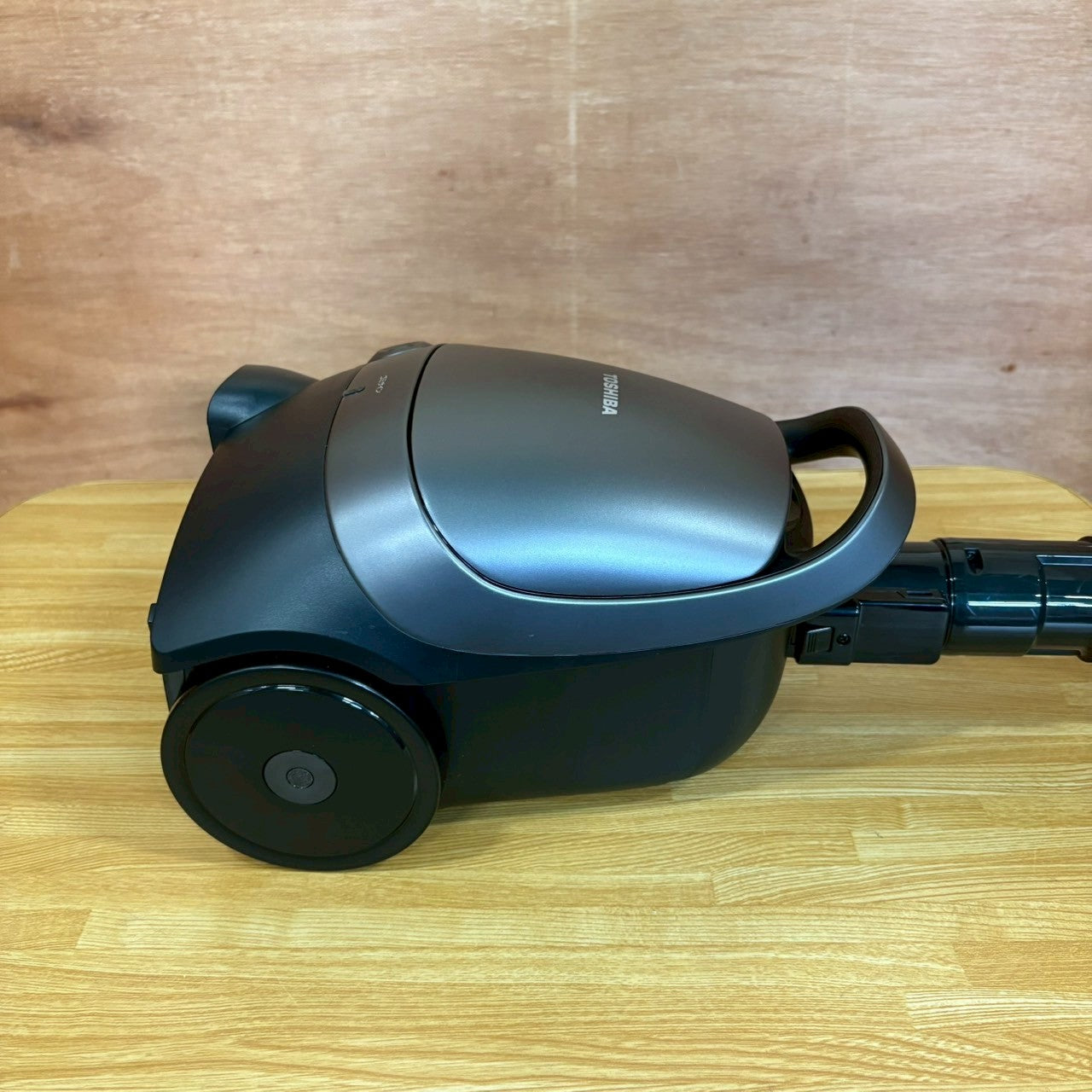 【極美品】掃除機　紙パック式　TOSHIBA 東芝　2024年製