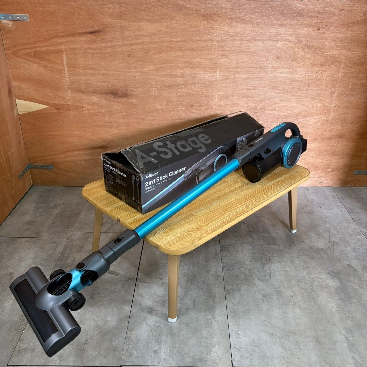 【極美品】掃除機　コードレスクリーナー　A-Stage エーステージ　ブルー
