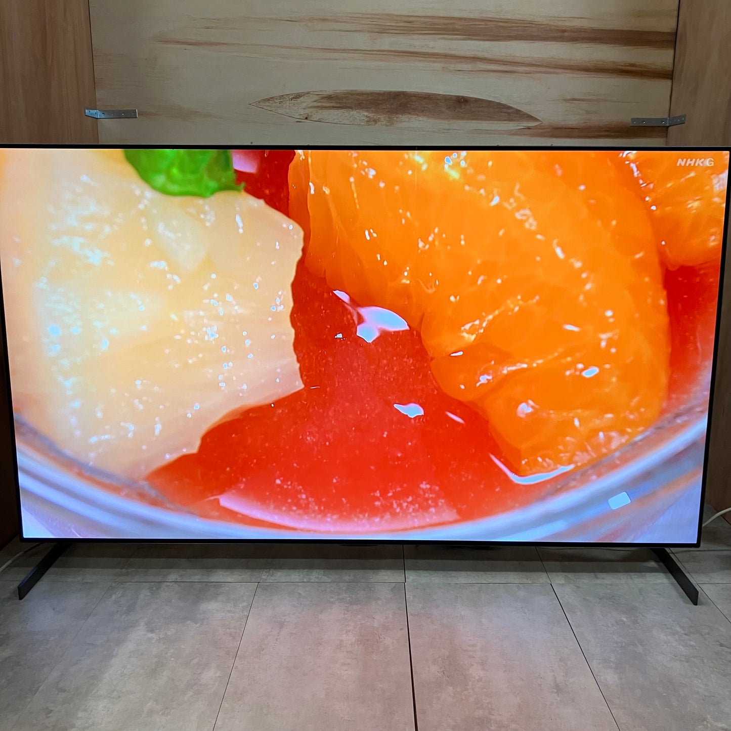 4K有機ELテレビ　LG エルジー　2020年製　65インチ