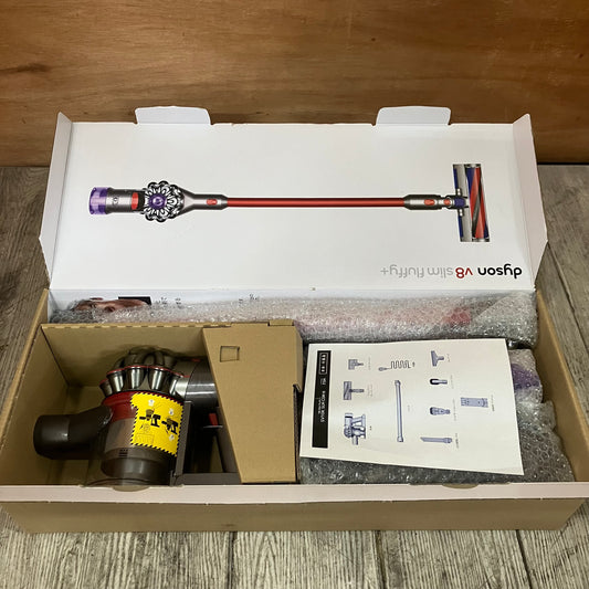 【極美品】掃除機　コードレスクリーナー　Dyson ダイソン　V8 Slim Fluffy+