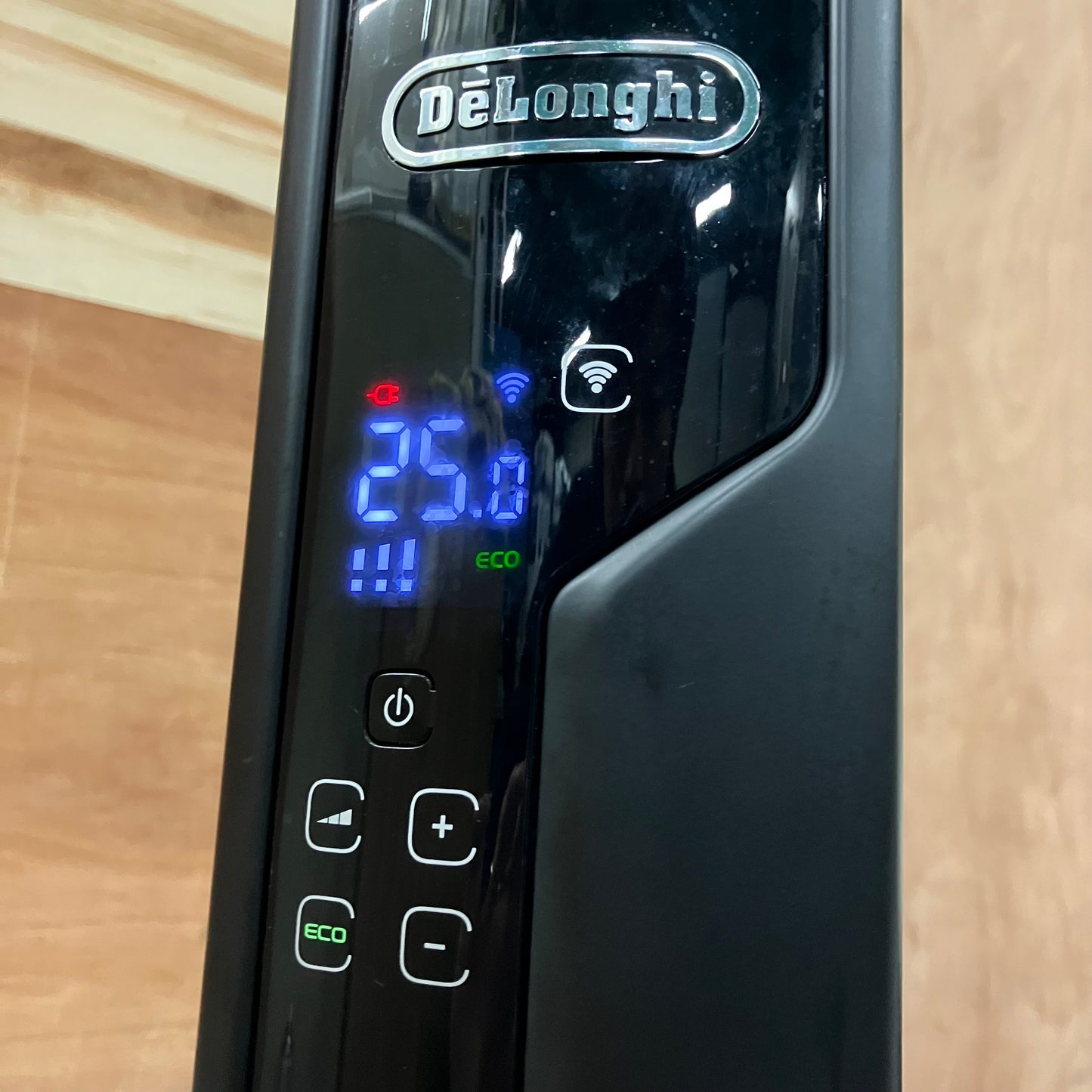 マルチダイナミックヒーター　DeLonghi デロンギ　Wi-Fiモデル