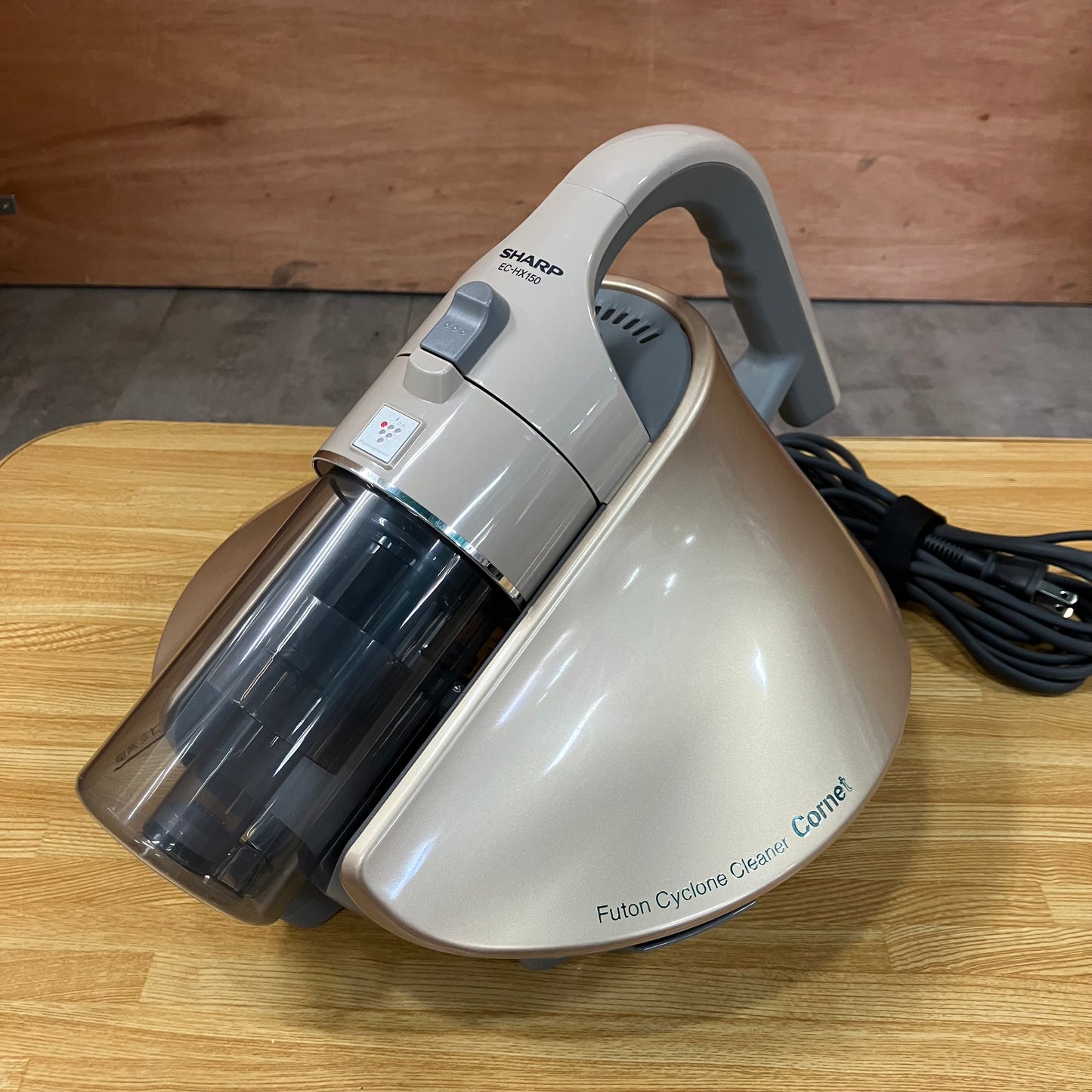 【極美品】ふとん掃除機　SHARP シャープ　2018年製