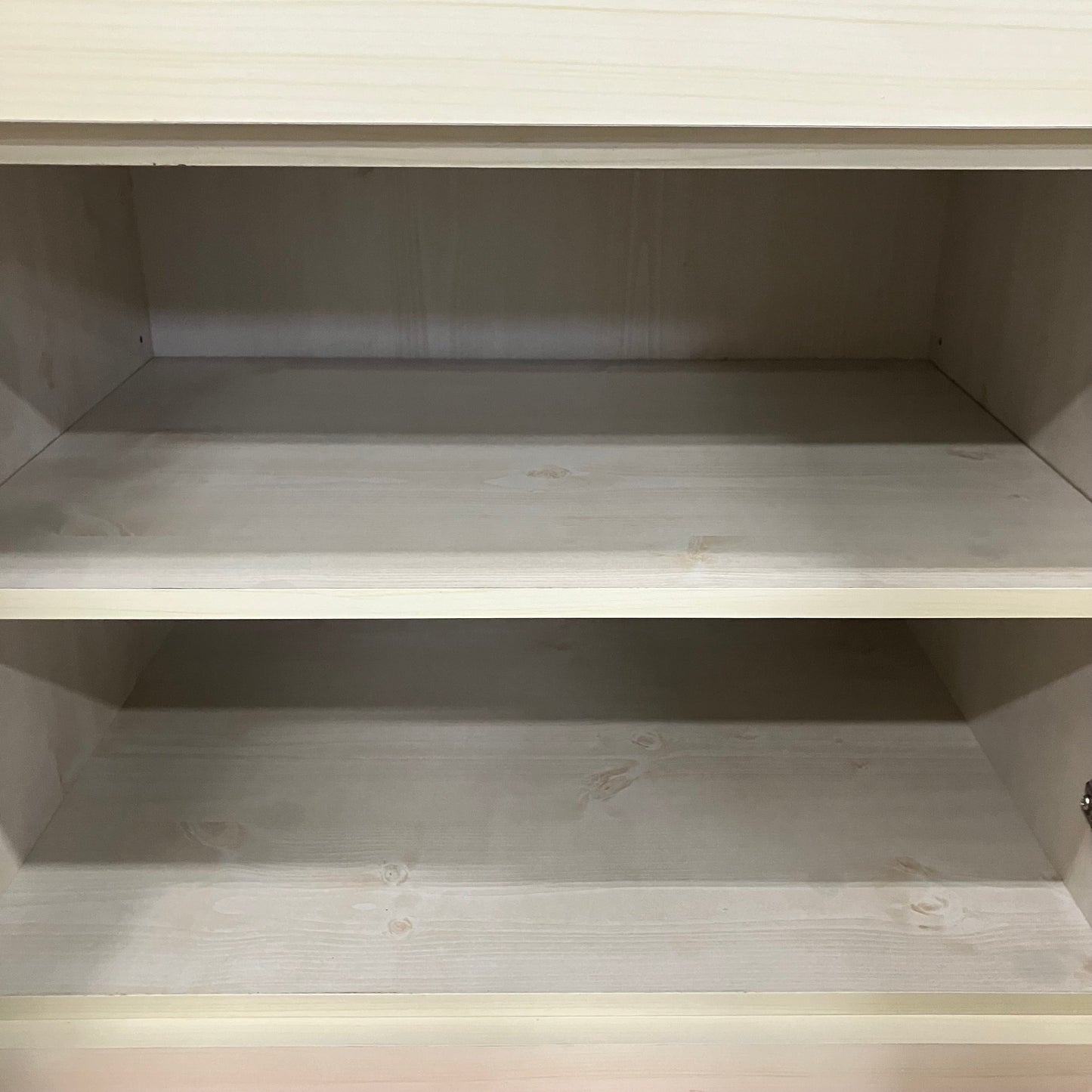 キッチンボード　食器棚　不二貿易