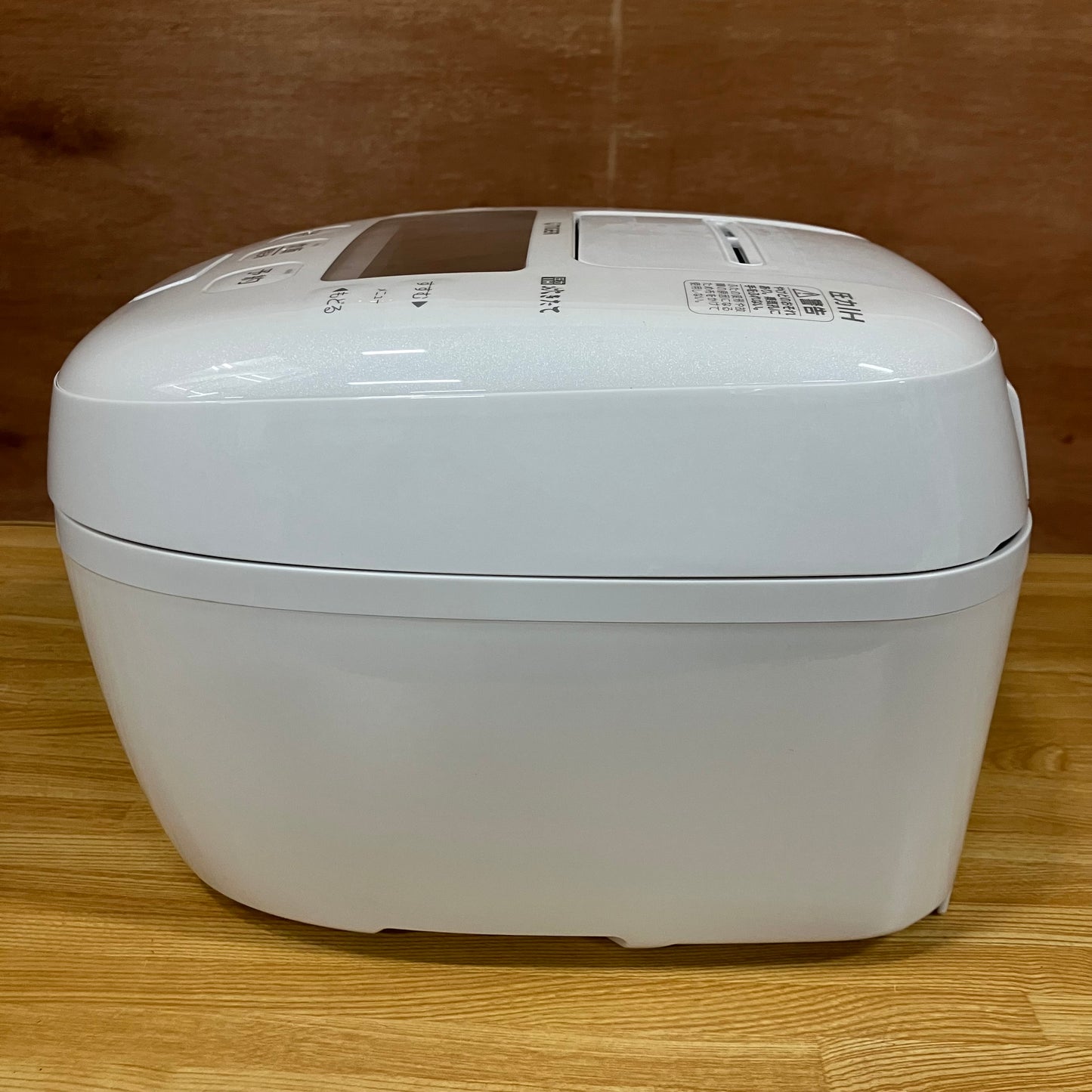【極美品】炊飯器　TIGER タイガー　土鍋蓄熱コート釜　2023年製　5.5合