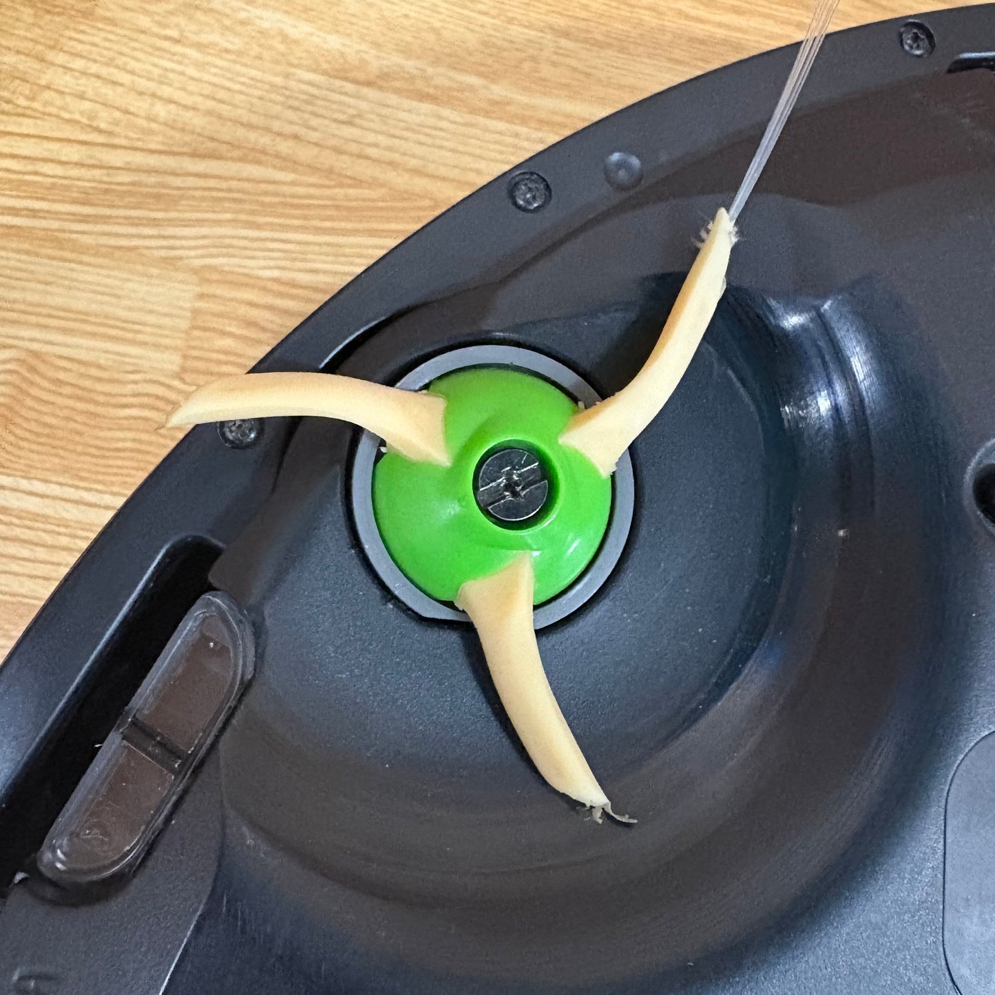 ロボット掃除機　iRobot Roomba e5 2018年製