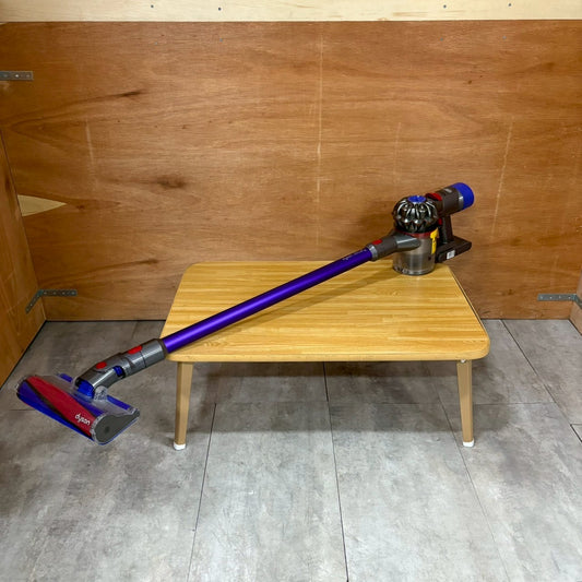 【美品】掃除機　コードレスクリーナー　Dyson ダイソン　SV10 V8 Fluffy