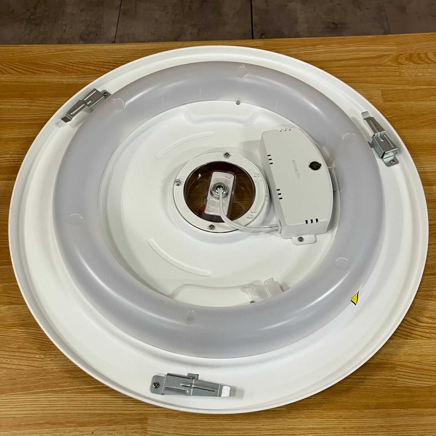 【未使用品】LEDシーリングライト　MAXZEN マクスゼン　2023年製　8畳用