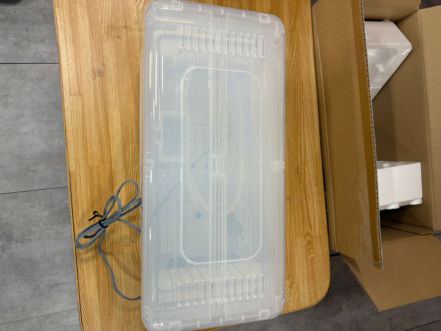 【新品未使用品】食器乾燥機　KOIZUMI コイズミ　2024年製