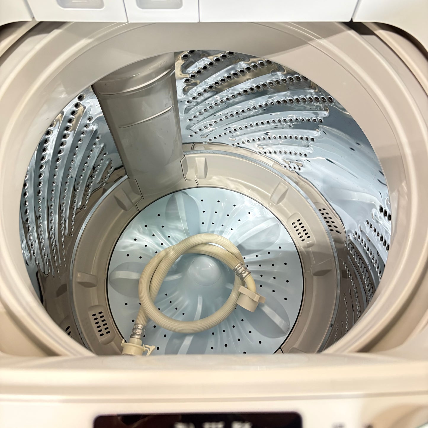 縦型洗濯機　エディオン　e angle 2025年製　7kg
