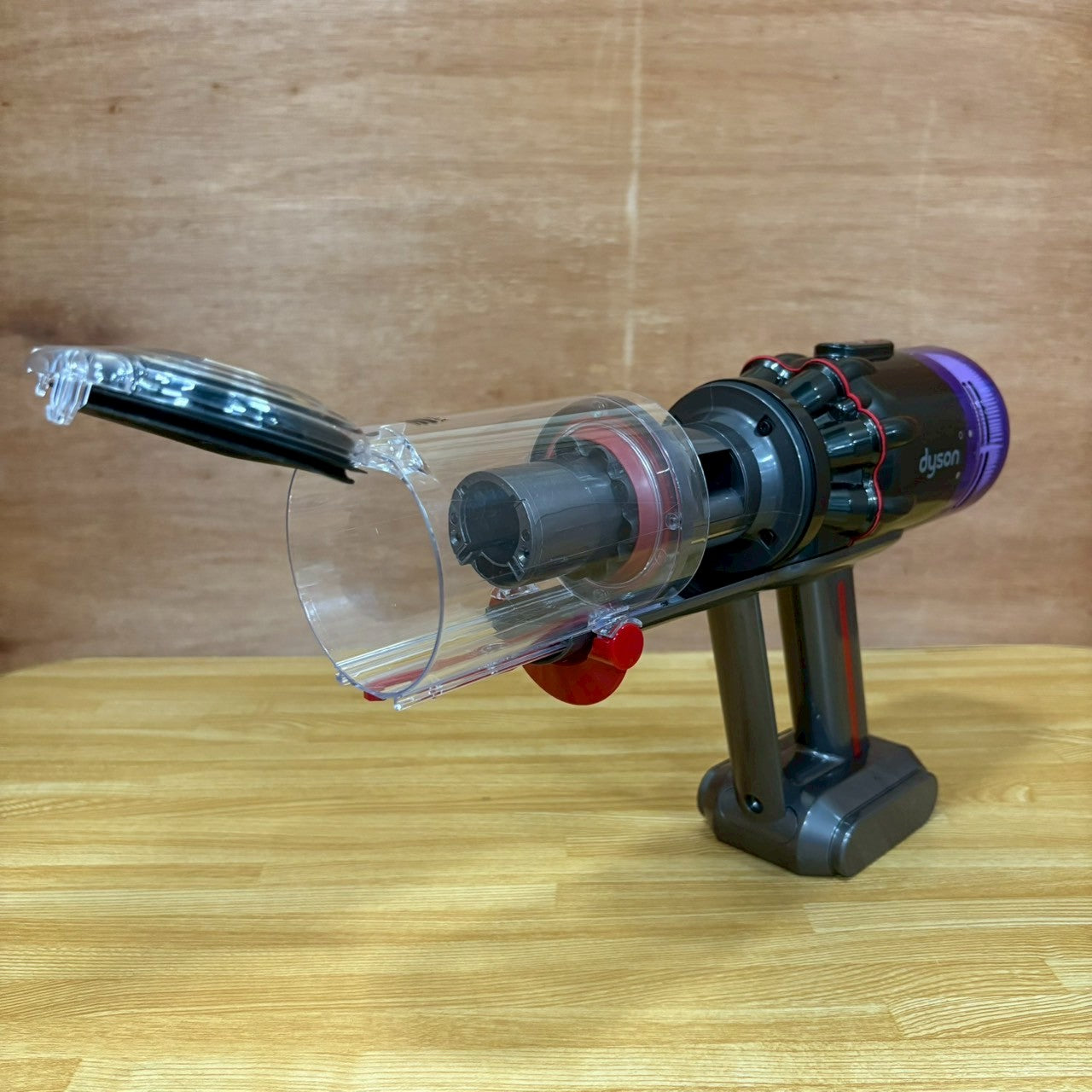 【極美品】掃除機　コードレスクリーナー　Dyson ダイソン　SV33 micro plus