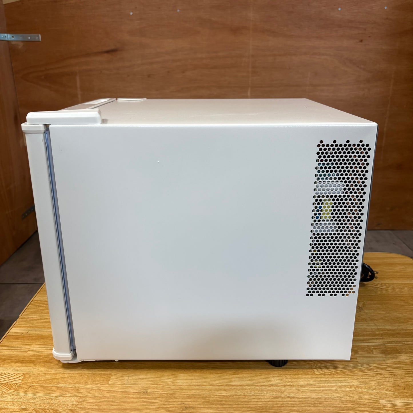 冷蔵庫　1ドア　A-Stage エーステージ　17L ホワイト