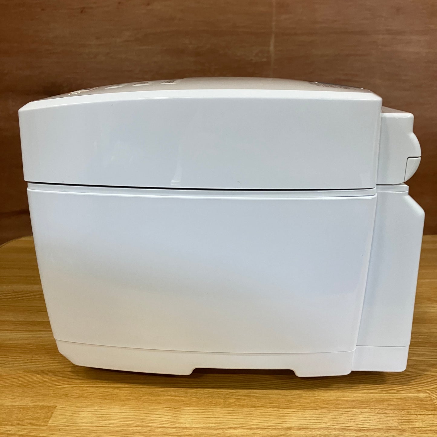 【極美品】炊飯器　MITSUBISHI 三菱電機　炭炊釜　2022年製　5.5合