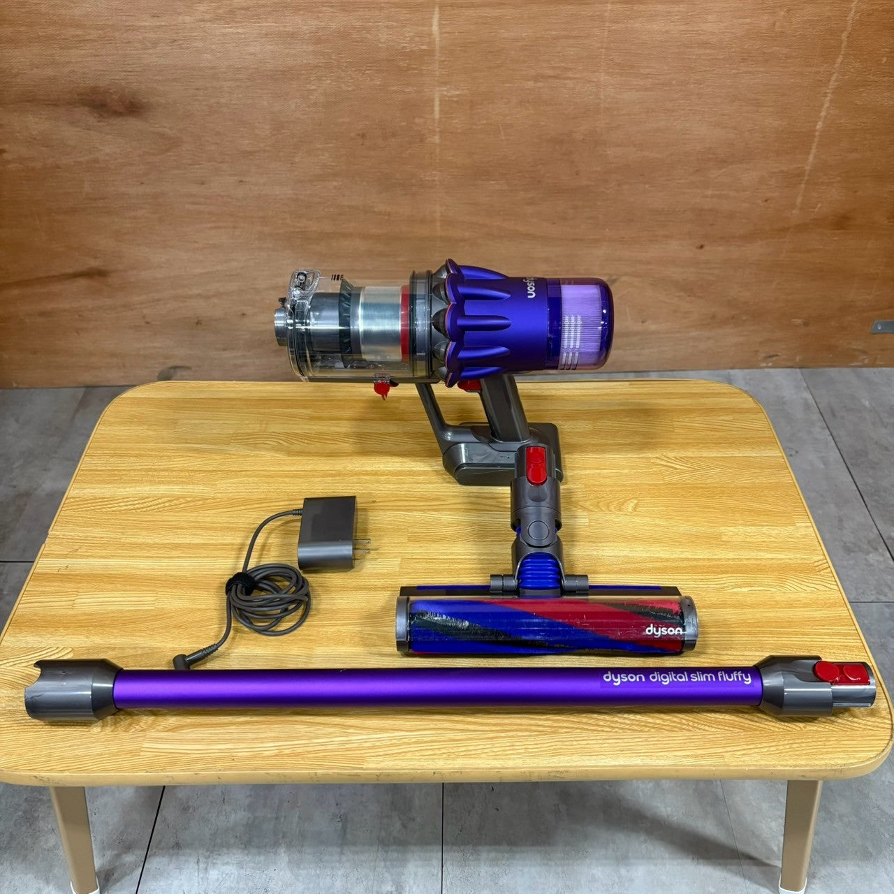 掃除機　コードレスクリーナーDyson ダイソン　SV18 Digital Slim Fluffy Origin
