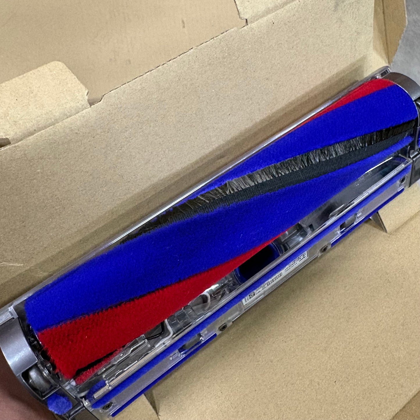 掃除機　コードレスクリーナー　Dyson ダイソン　V8 slim fluffy origin