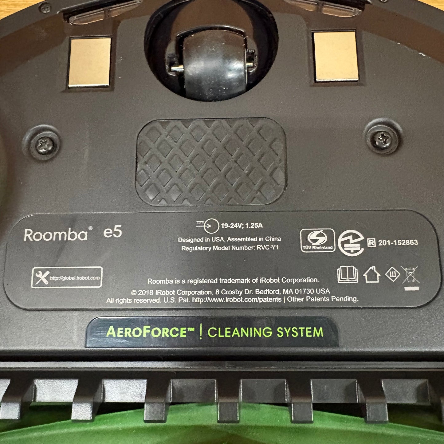 ロボット掃除機　iRobot Roomba e5 2018年製